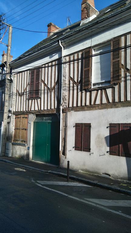 Appartamento Le Nid Bord De La Loire Orléans Esterno foto